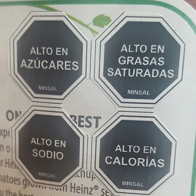 Ley 20.606 de Chile sobre composición nutricional de los alimentos y su publicidad
