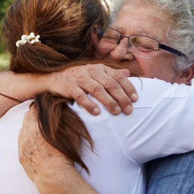 Portada600_Escuela_Cuidadores_FCaixa