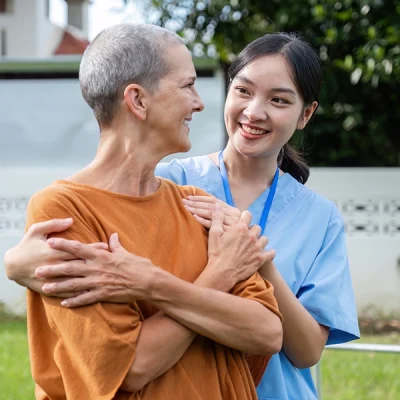 Recomendación sobre el acceso a cuidados de larga duración de alta calidad asequibles